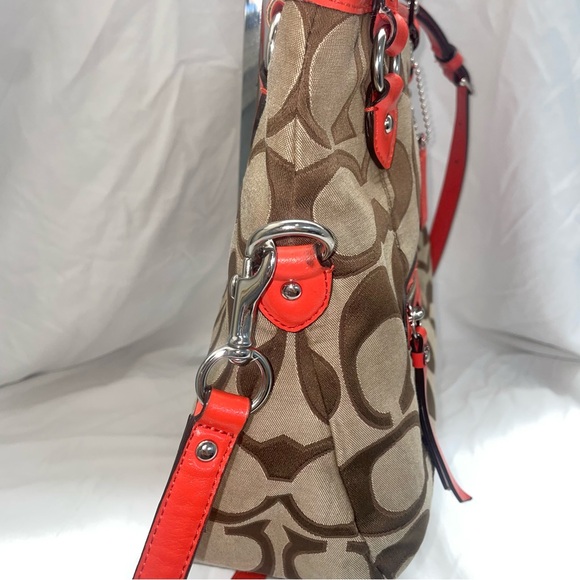 COACH F24064 DAISY OUTLINE SIGNATURE MIA 2- WAY - Picture 5 of 11